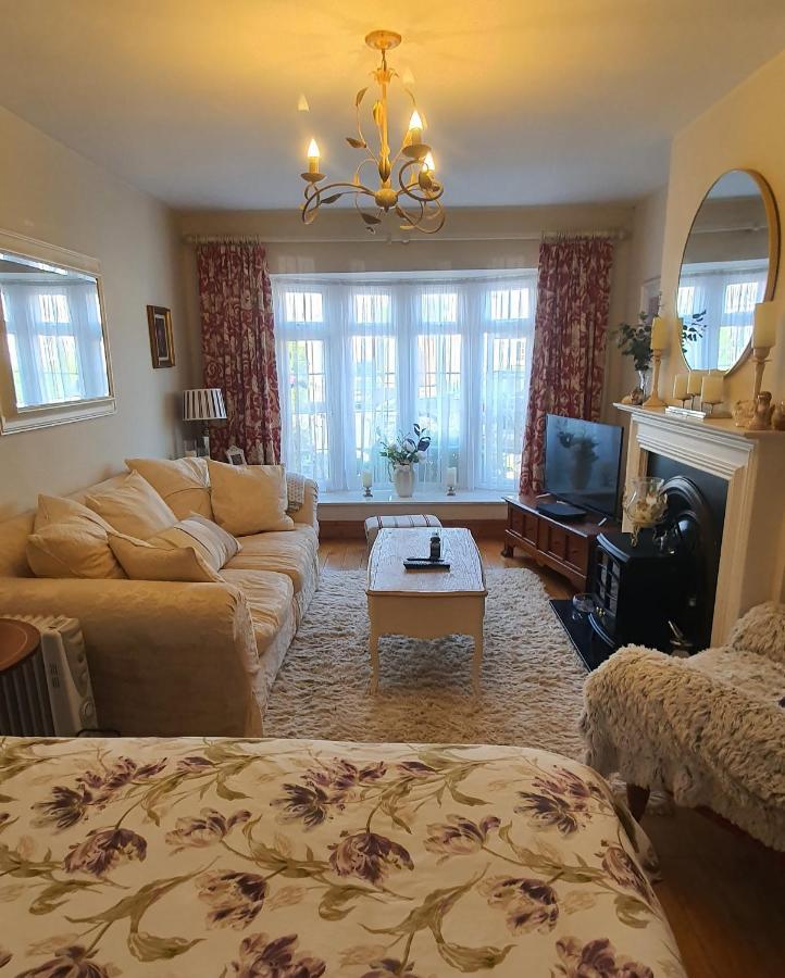124 ,Castlelawn Heights, Headford Road Galway Homestay מראה חיצוני תמונה